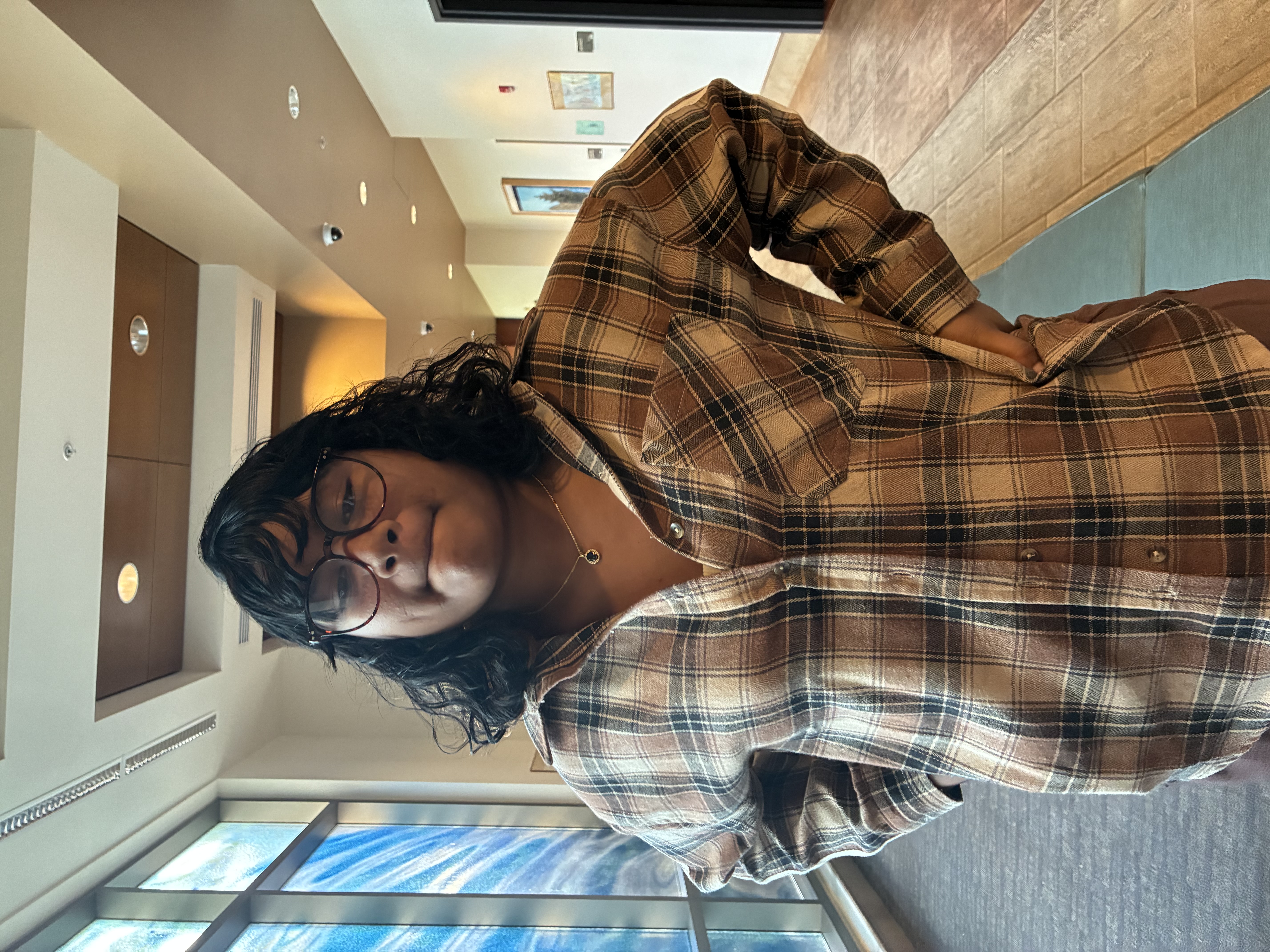 Missing Children: Sanae-Immy, eyes color Brown, hair color Black, weight 150pounds, height 5feet 8inches, 