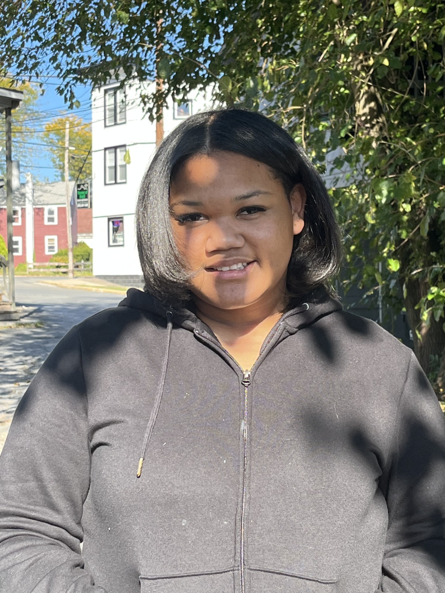 Missing Children: Daezirie-Yuen, eyes color Brown, hair color Black, weight 250pounds, height 5feet 7inches, 