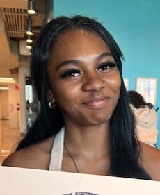 Missing Children: Arianna-Jeudy, eyes color Brown, hair color Black, weight 110pounds, height 5feet 1inches, 